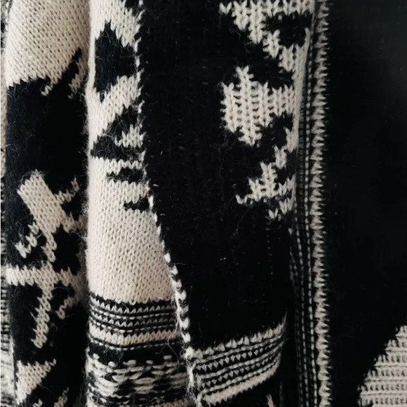 Aztec Patterned Open Front Sweater By Debut S/M - Picture 2 of 6